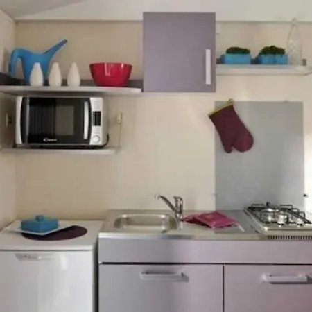 Mobilhome 3 Etoiles - Eeeadc * Barjac (Gard)